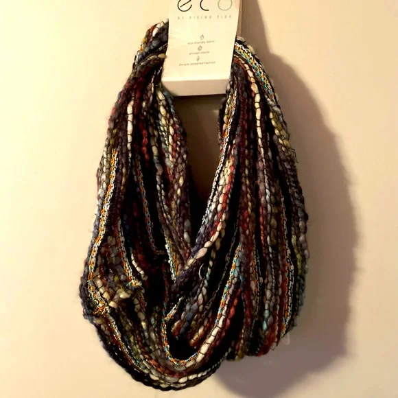 Knitted Infinity Scarf - Picture 2 of 4